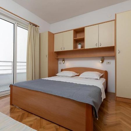 Apartmani Vela Tučepi Εξωτερικό φωτογραφία