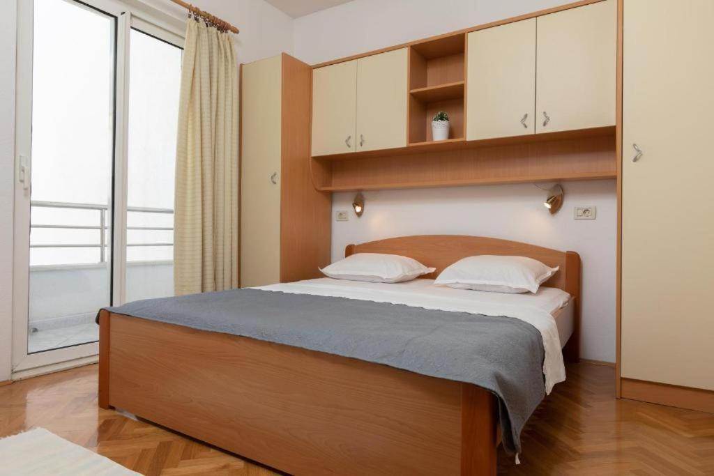 Apartmani Vela Tučepi Εξωτερικό φωτογραφία